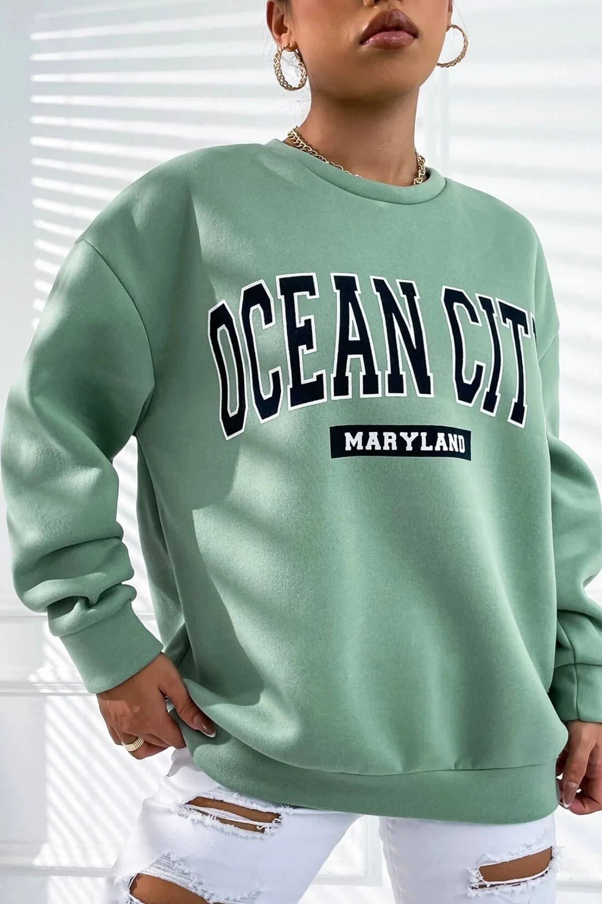 MODAGEN  Unisex Mintgrünes Ocean City bedrucktes Oversize-Sweatshirt mit Rundhalsausschnitt