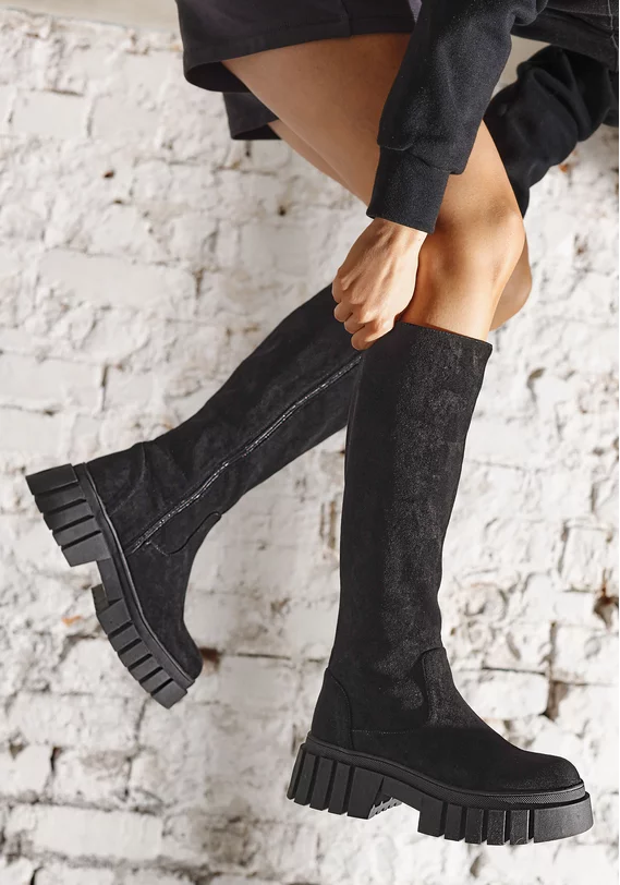 Reißverschlussstiefel