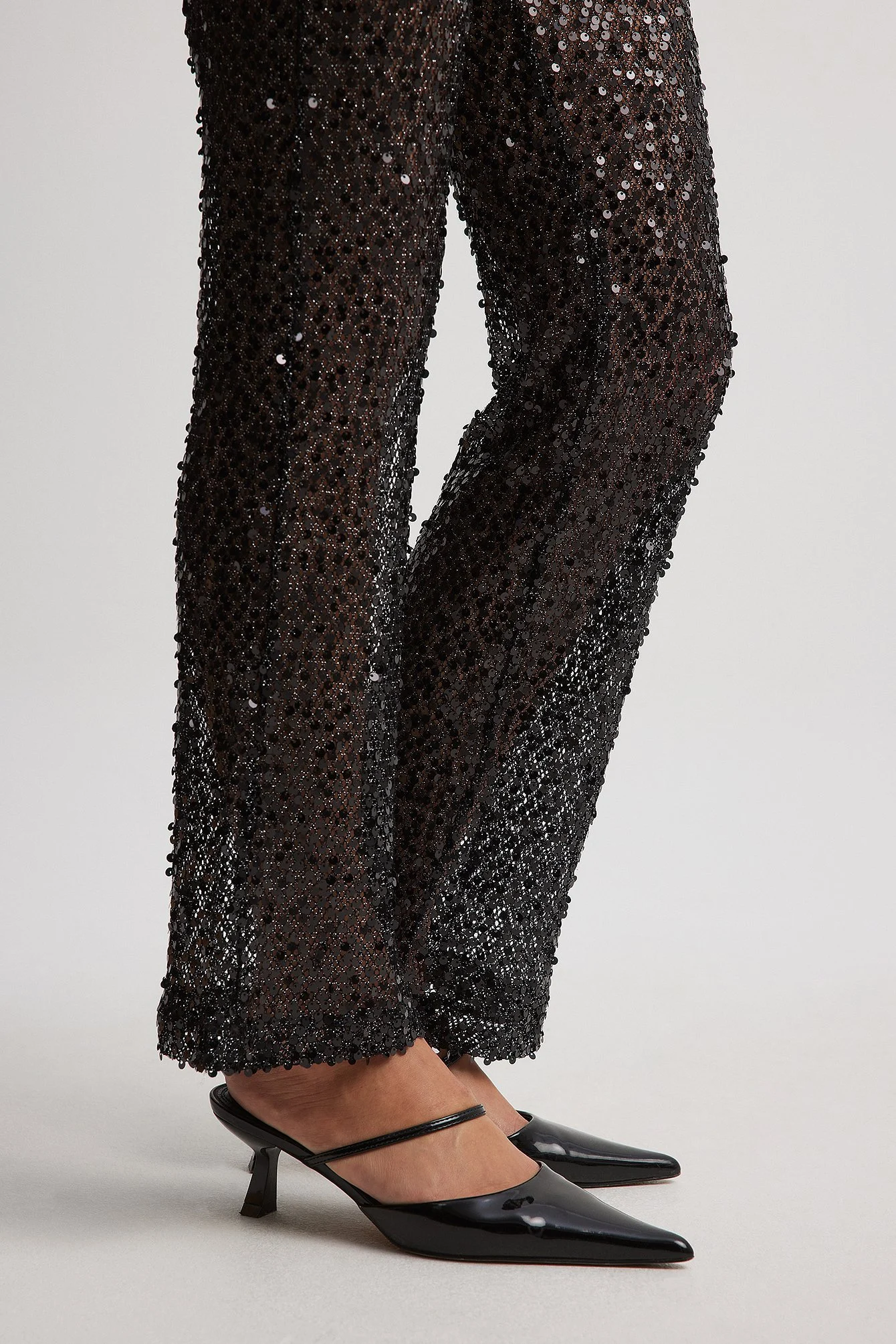 Häkel-Pailletten-Hose