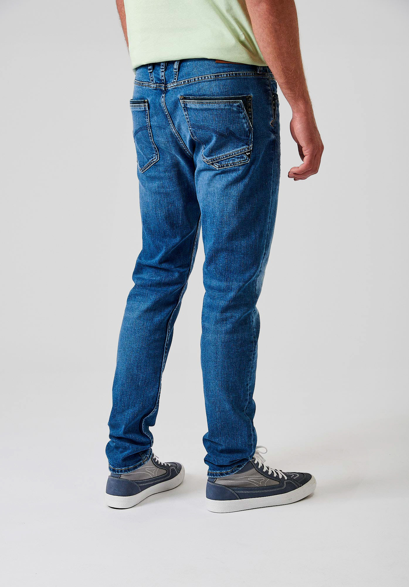 IKENA  Jean slim Homme