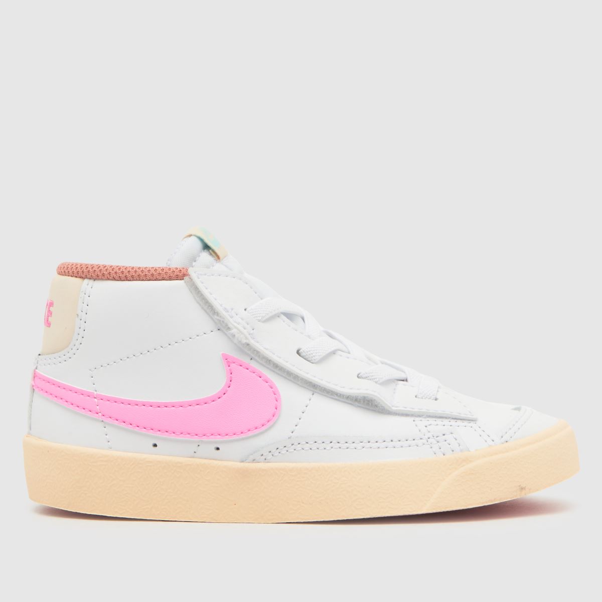 Belo-roza blazer Nike srednje velikosti 77 za malčke