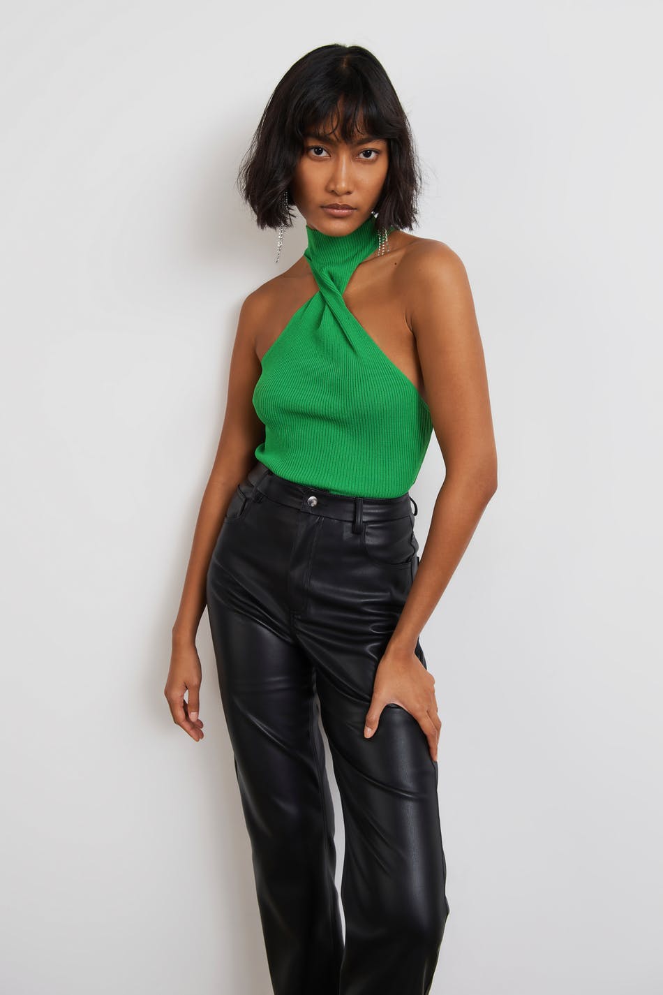 Twist knitted top