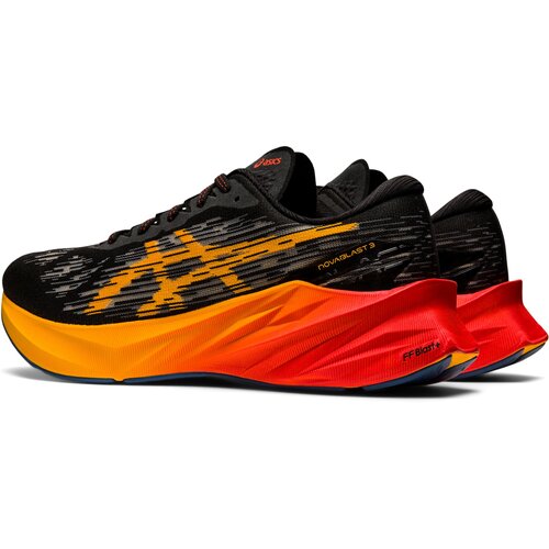 HERREN LAUFSCHUHE NOVABLAST 3