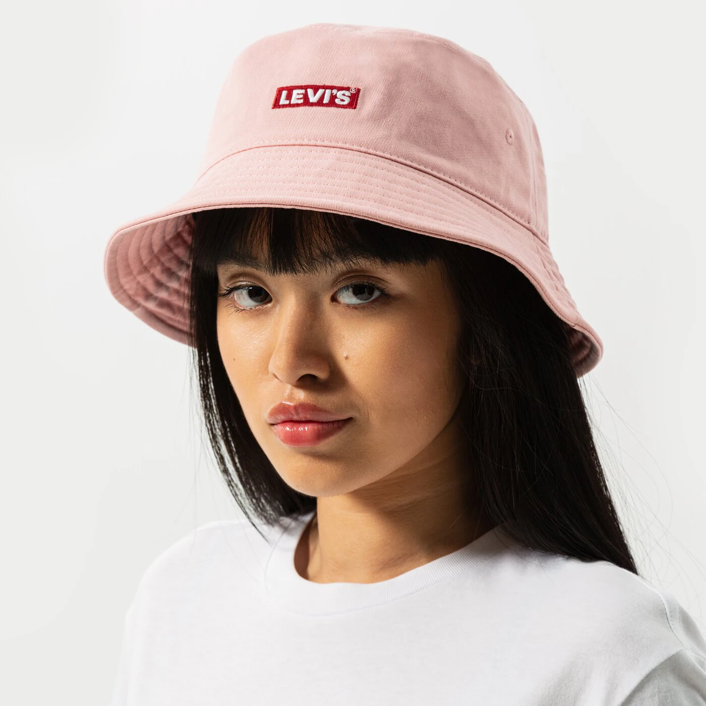 LEVI'S HUT BUCKET HAT Rosa