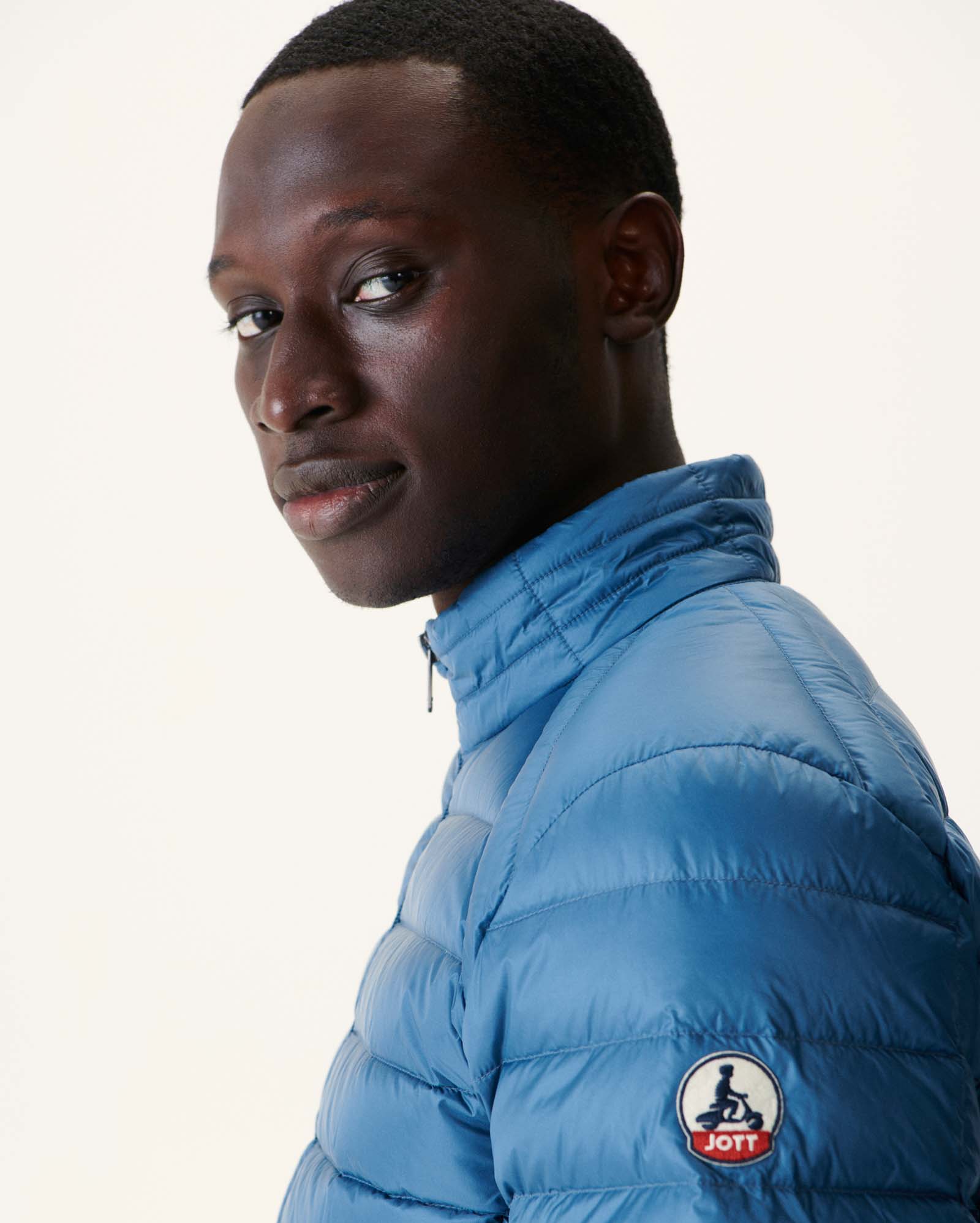 Doudoune légère Bleu jeans Mat