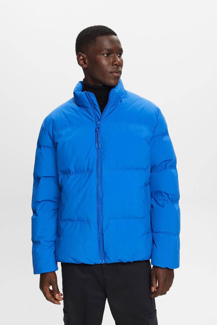 Recycelt: Pufferjacke mit Daunen