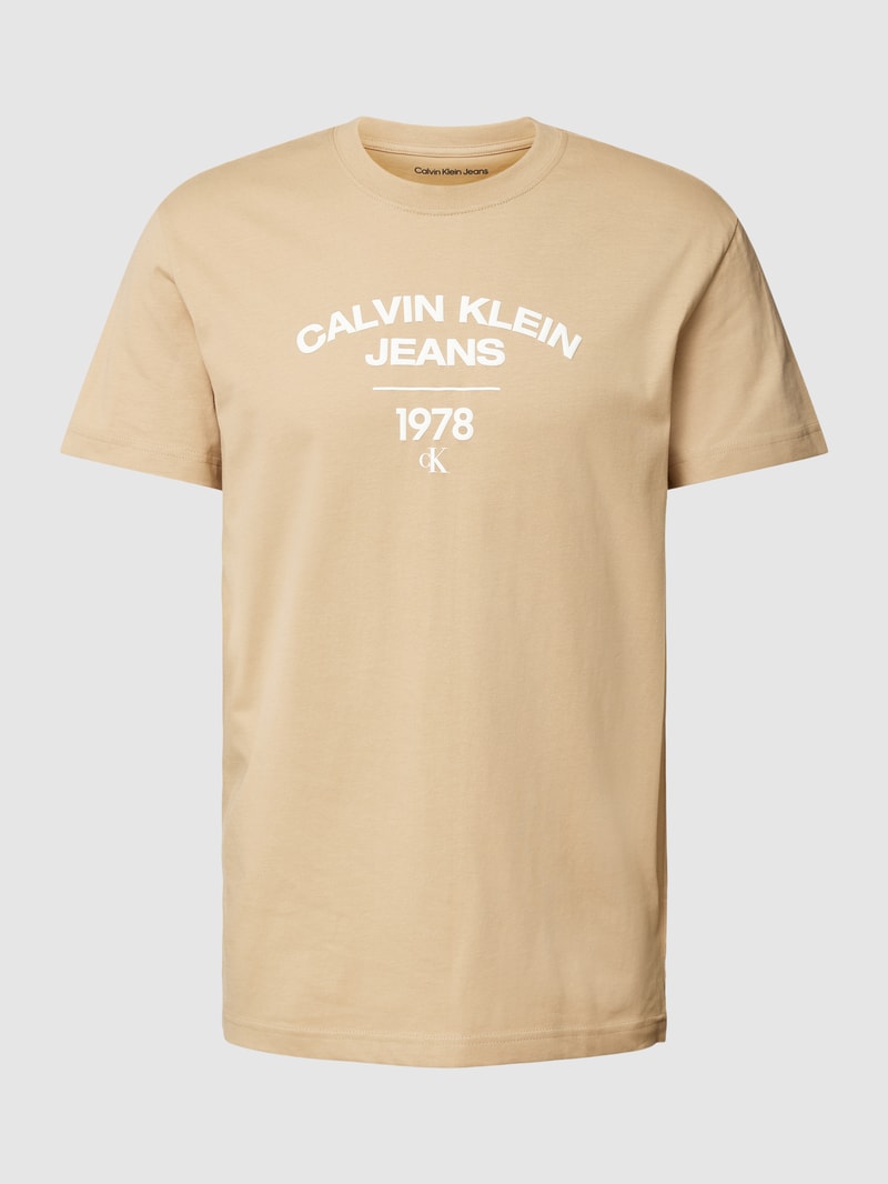 T-Shirt mit Label-Print in beige