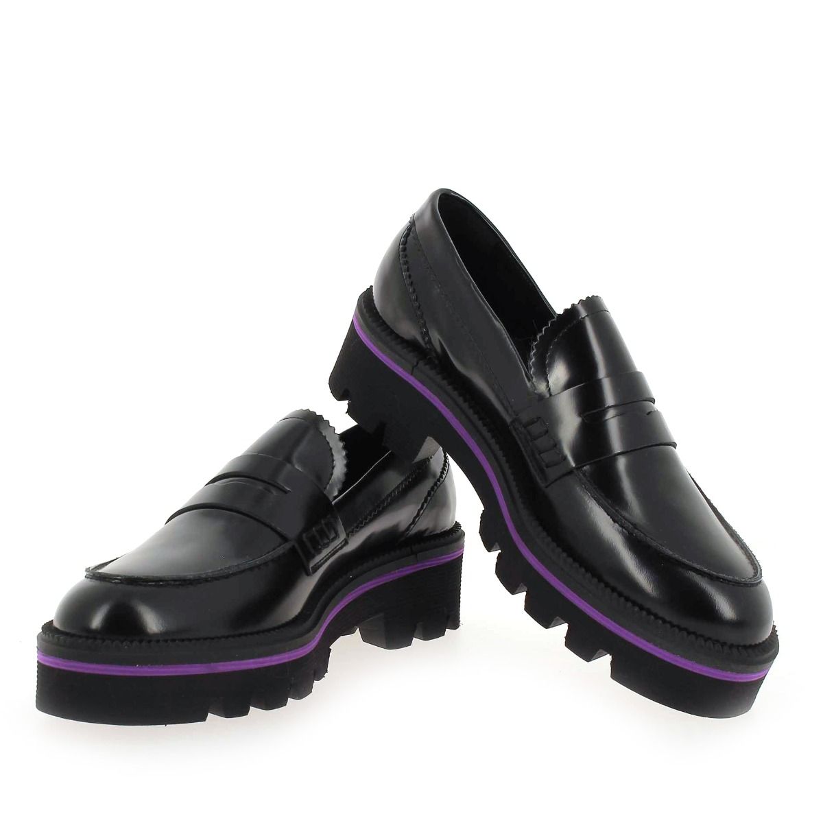 J Hay  1125 - Noir Violet