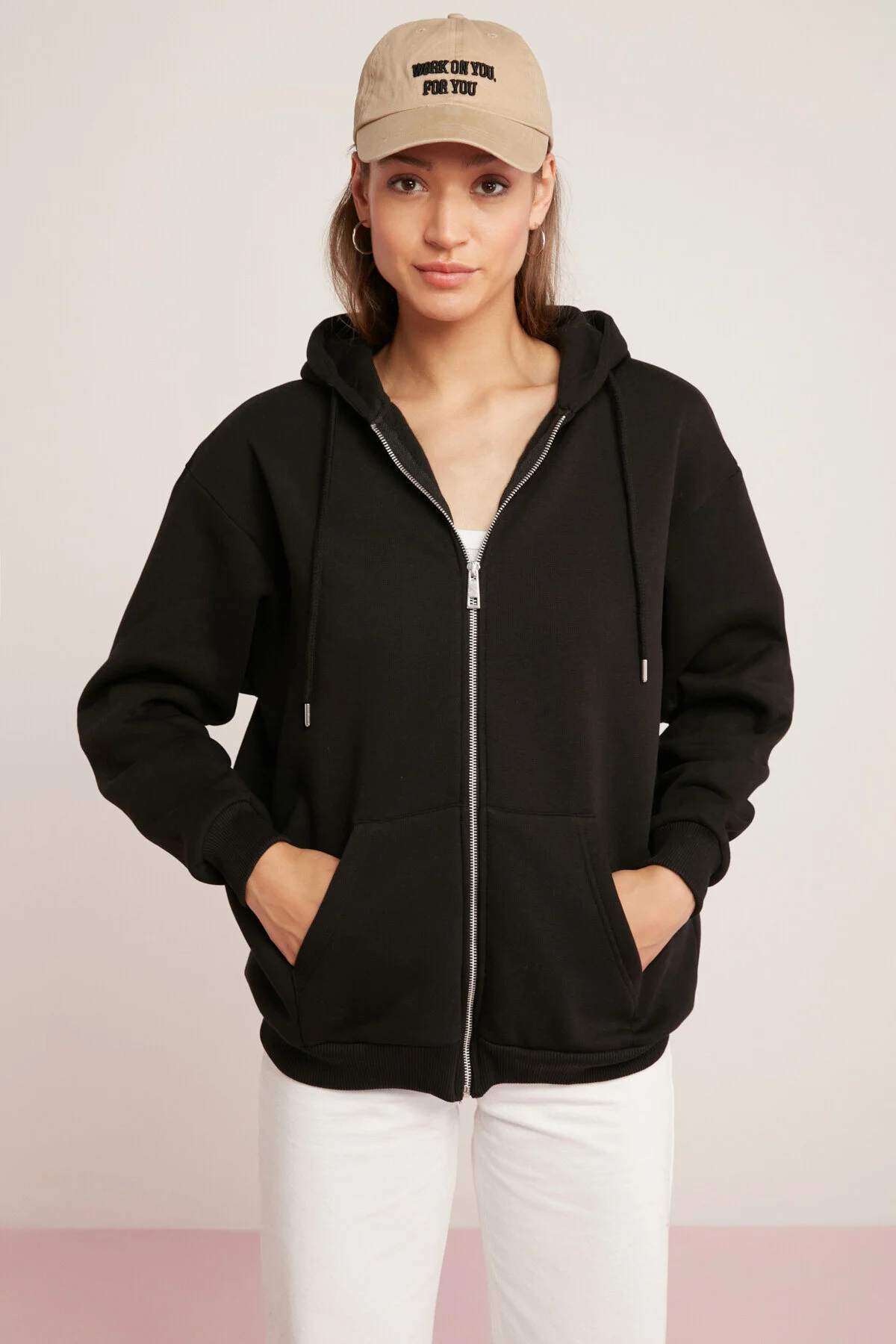 ETHIQUET  Oynx Damen-Fleece-Sweatshirt mit weicher Kapuze und Reißverschluss in Schwarz