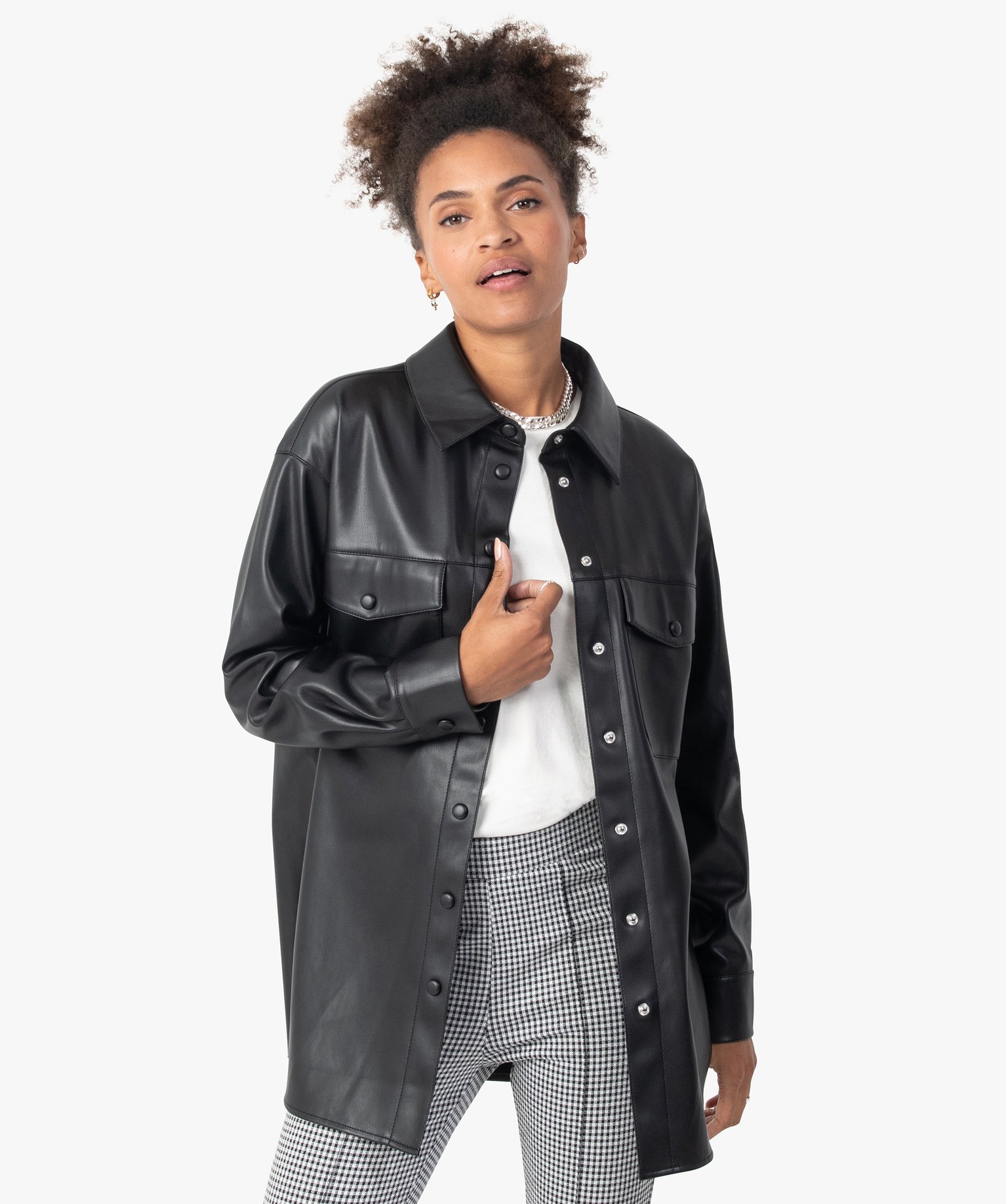 Veste femme forme chemise avec poches poitrine noir | GEMO