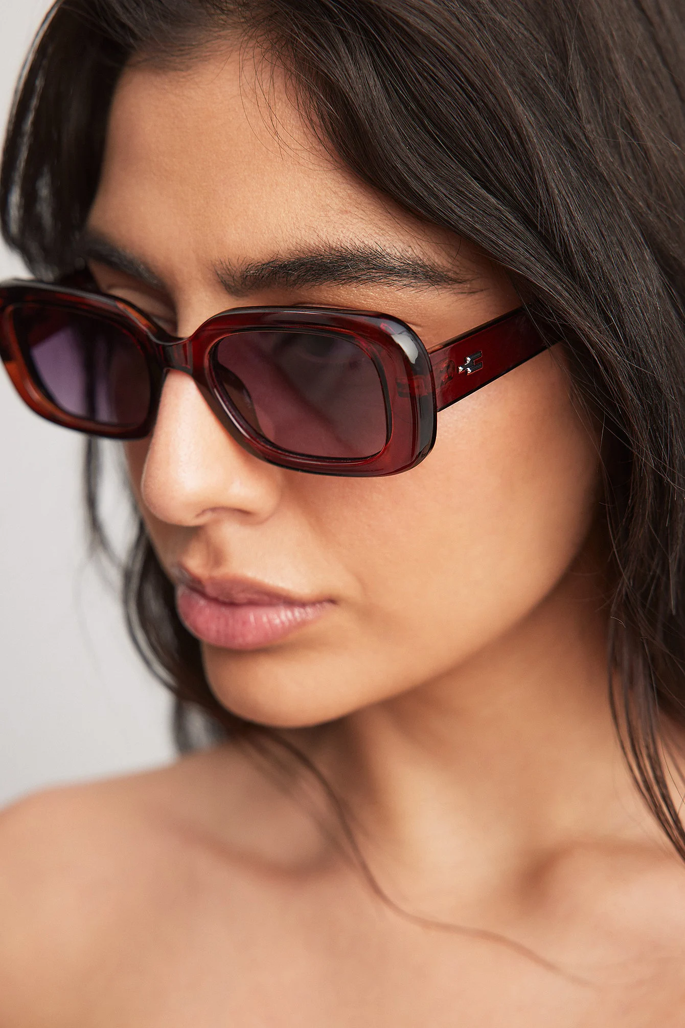 Rectangular Retro Look Sunglasses