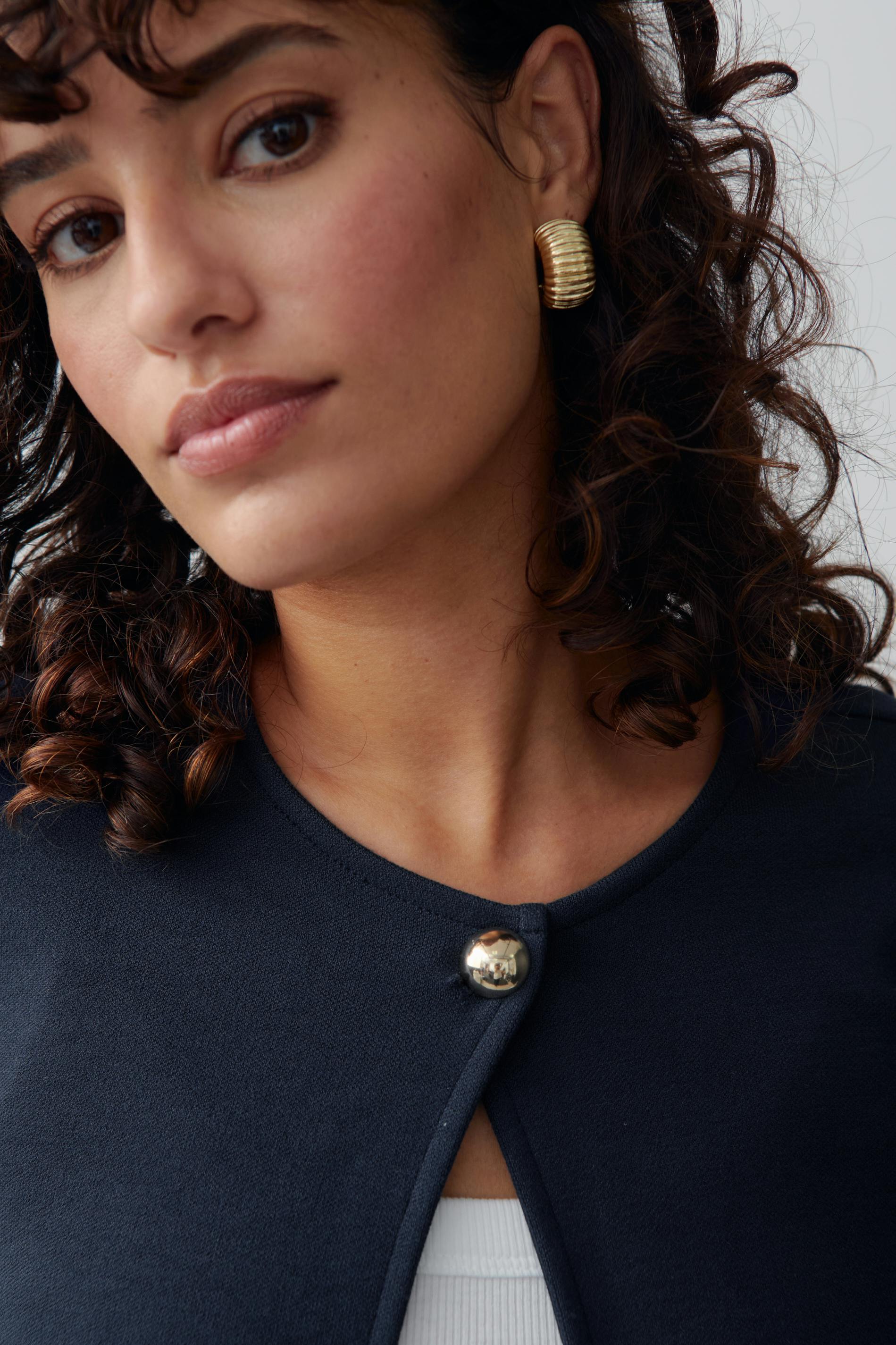 One button top