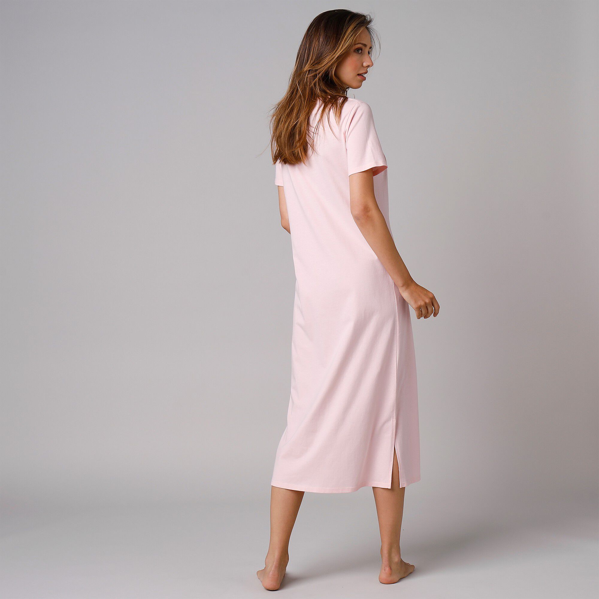 Chemise de nuit longue manches courtes unie