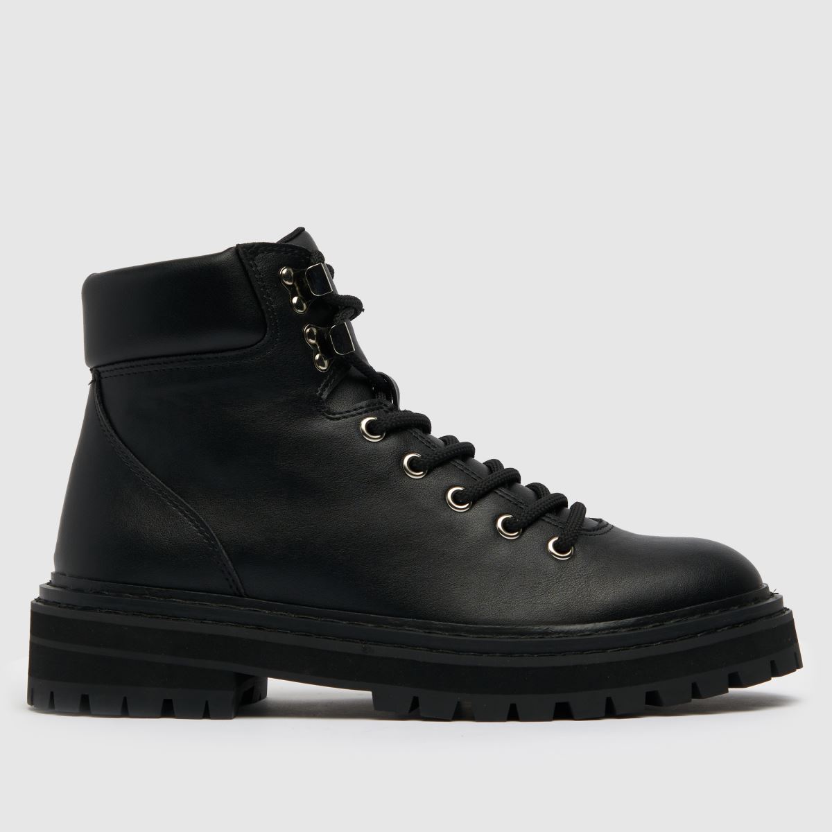 Schuh Alanah vastag túrabakancs fekete színben