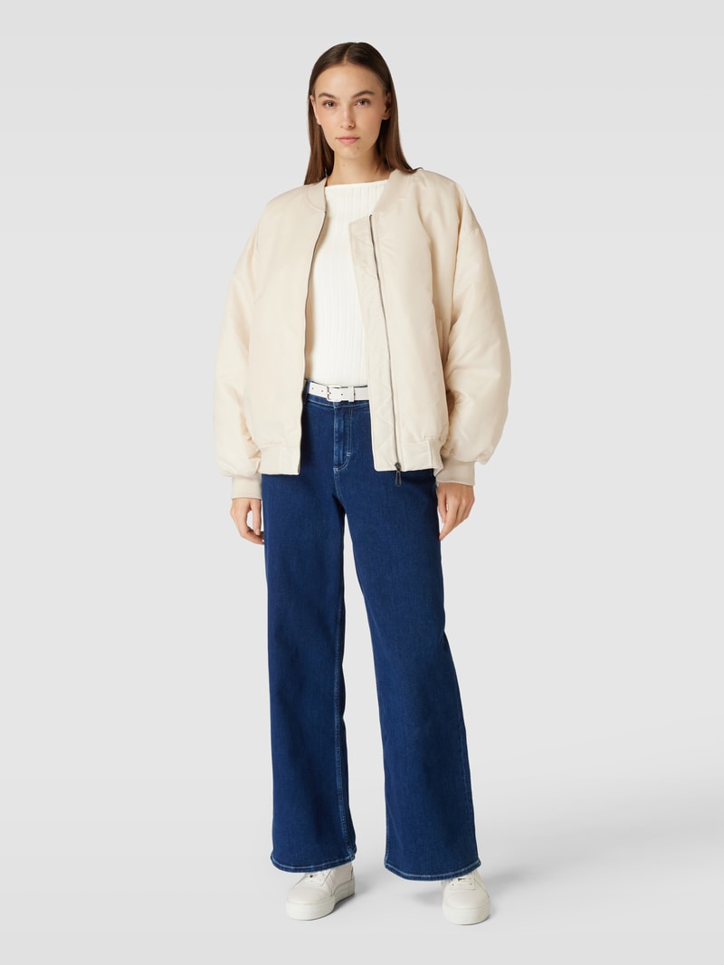 Longsleeve mit U-Boot-Ausschnitt Modell 'Sovke' in offwhite
