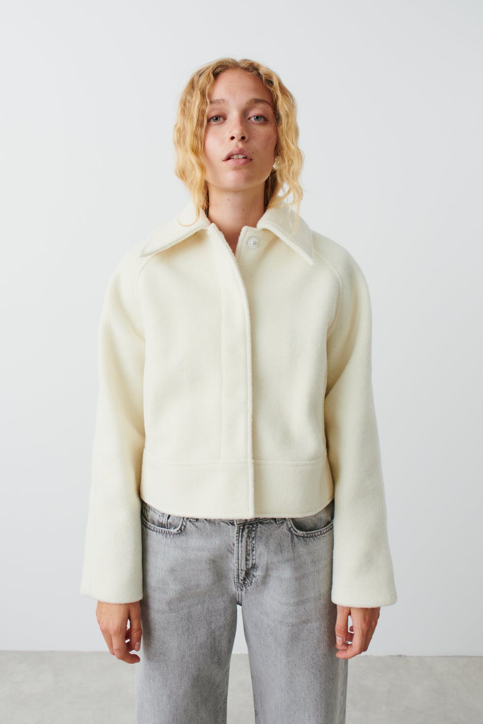 Short boxy jacket