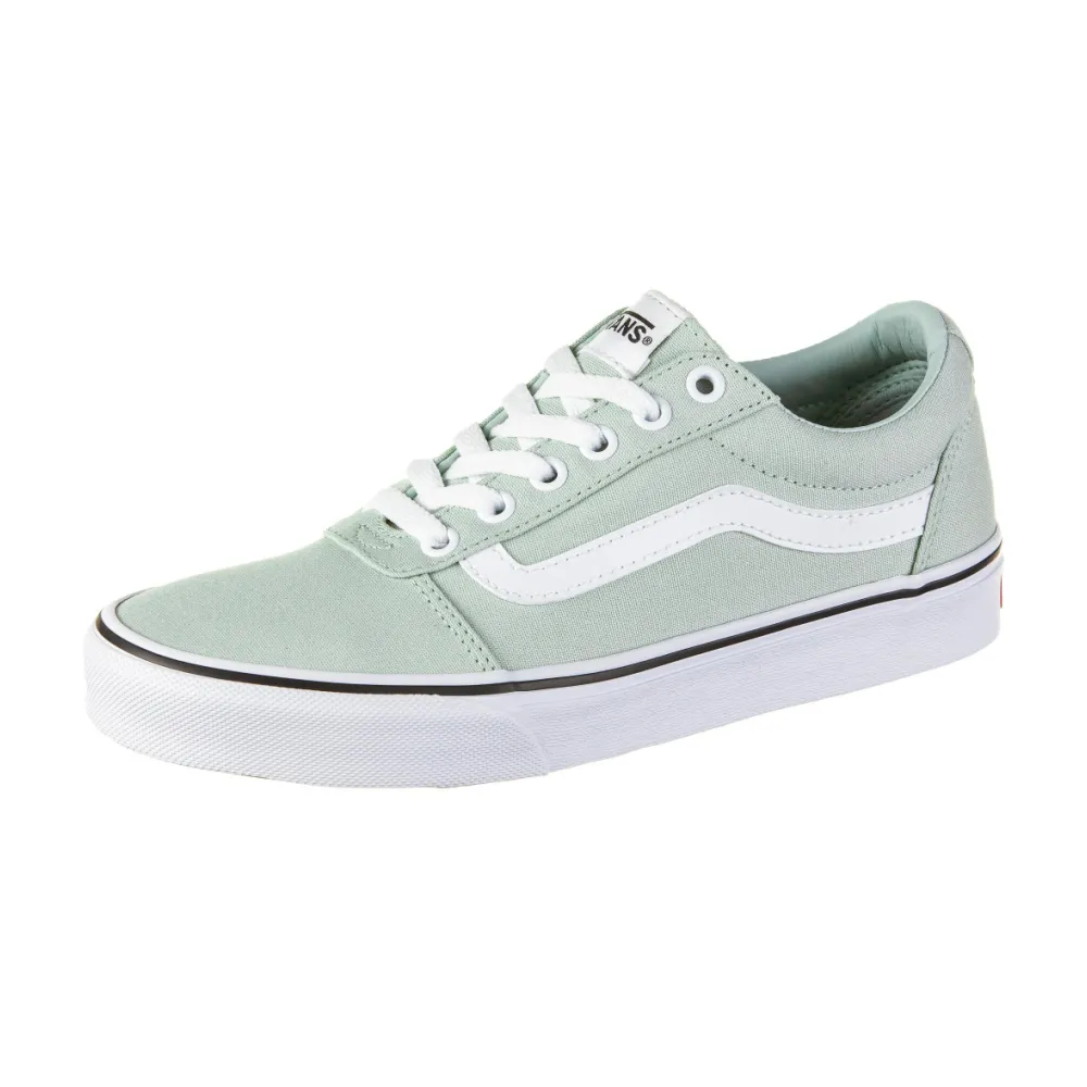 Vans Ward VN0A5HYOCHF1 / grün