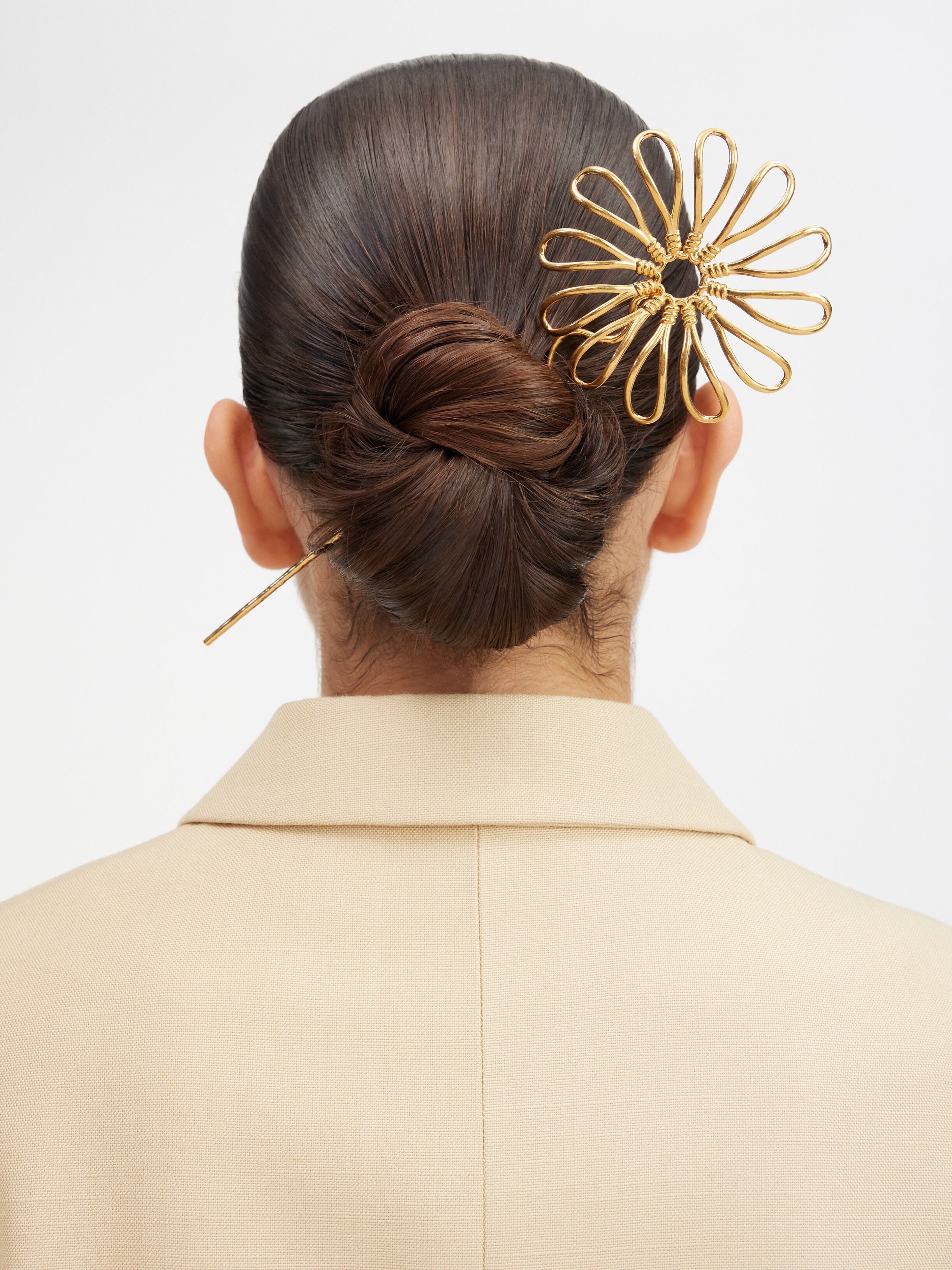 Le pic à cheveux fleur