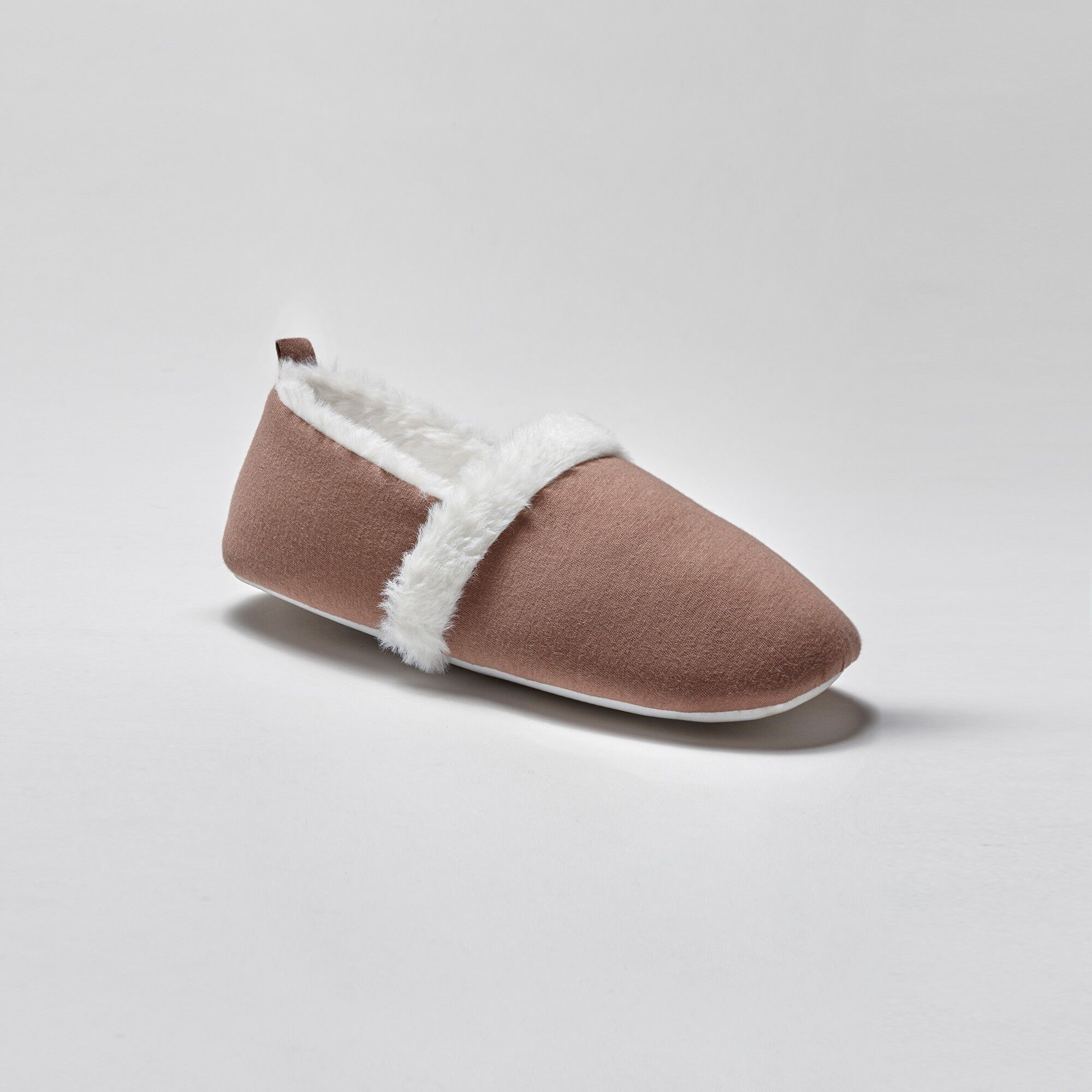 Chaussons doublés fausse fourrure