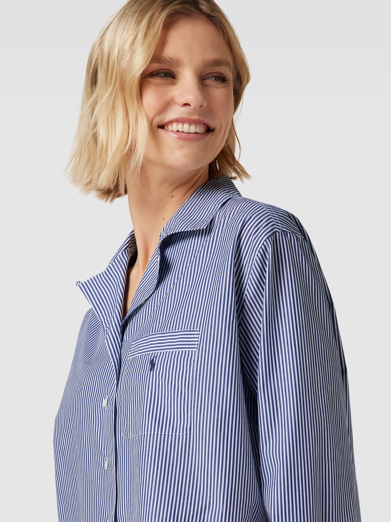 Pyjama mit Streifenmuster in marineblau