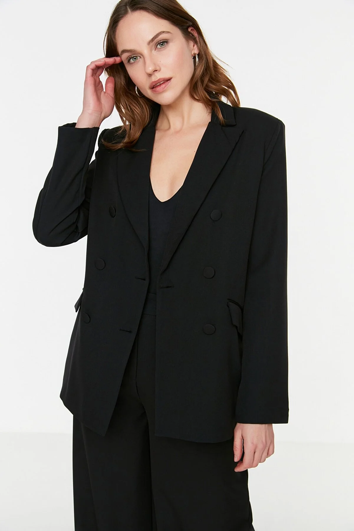 Trendyol Collection  Schwarze, gefütterte, gewebte Blazerjacke TWOSS21CE0137