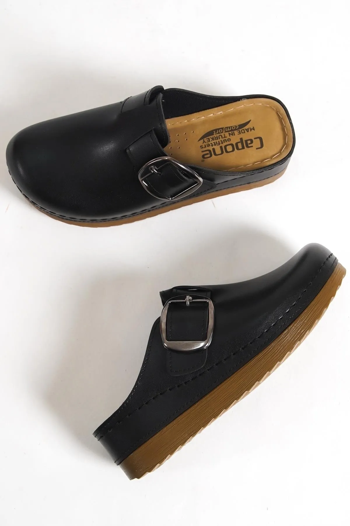 Capone Outfitters  Anatomisch weiche, bequeme Mutterhausschuhe mit Keilabsatz