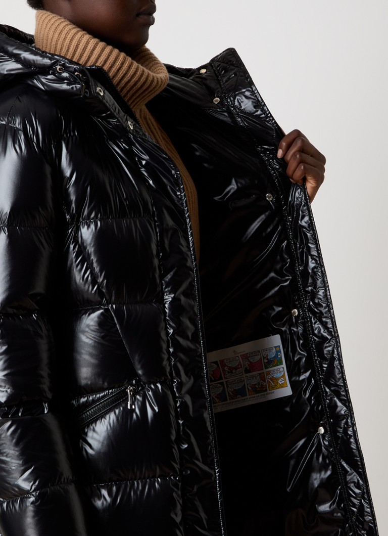 Moncler Bellevue garā dūnu jaka ar dūnu pildījumu un kapuci