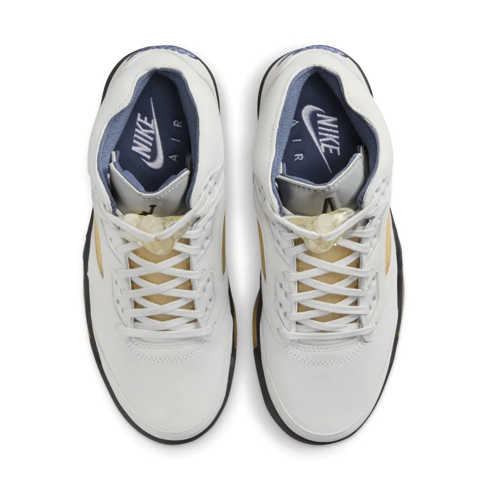 NIKE JORDAN A Ma Maniére X Air Jordan 5 Retro WMNS Photon Dust FZ5758-004 / weiss