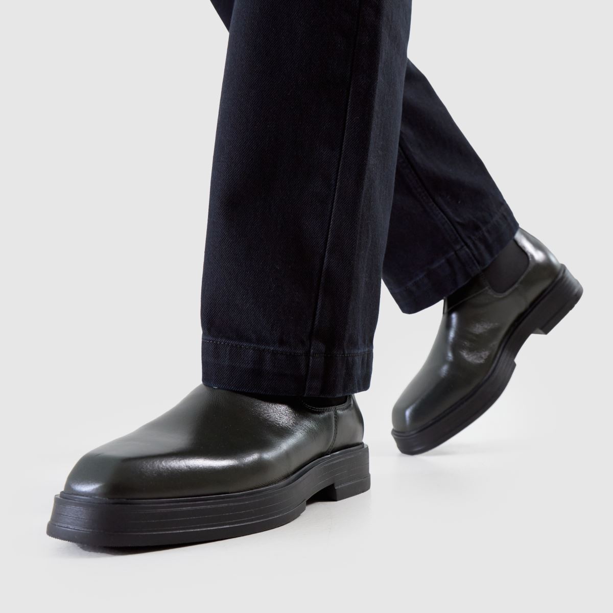 Schuh Darcy – Khakifärgade chelseaboots i läder