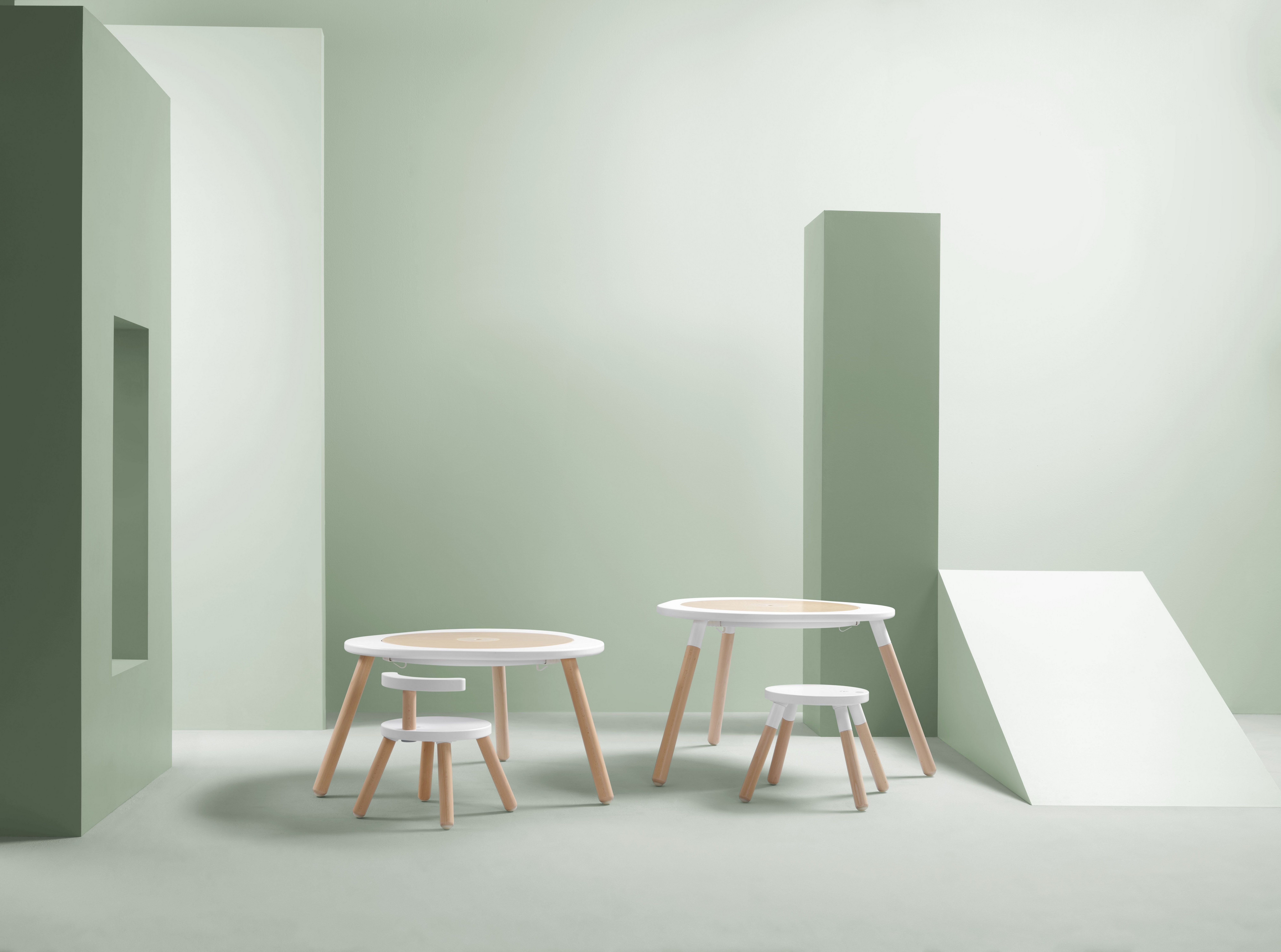 Stokke Kindersitzgruppe MuTable™ Stuhl V2, Kinderstuhl mit flexibler Sitzhöhe, Mit dem Stokke® MuTable™ Spieltisch kompatibel​