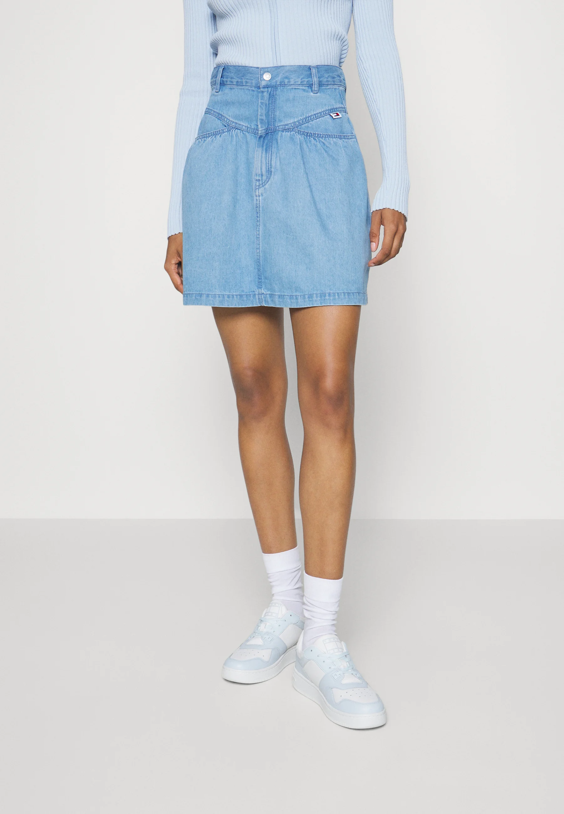 Tommy Jeans CHAMBRAY MINI SKIRT - Falda campana