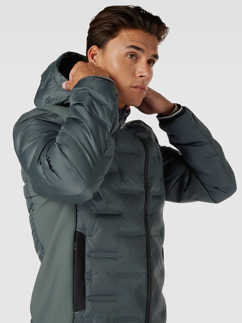 Steppjacke mit Label-Detail in olivgrün