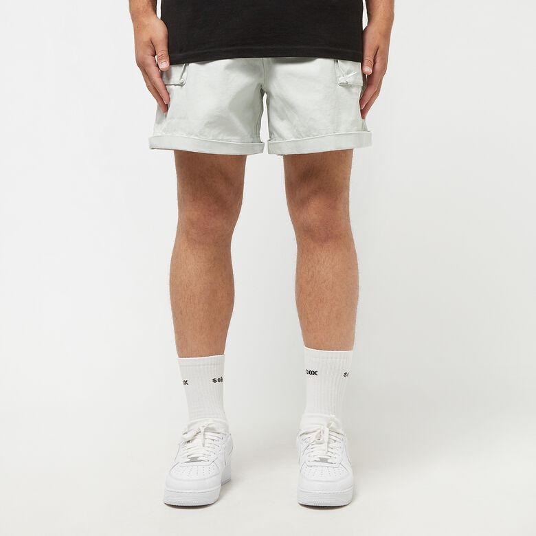NIKE Life Woven P44 Cargo Shorts light silver/white