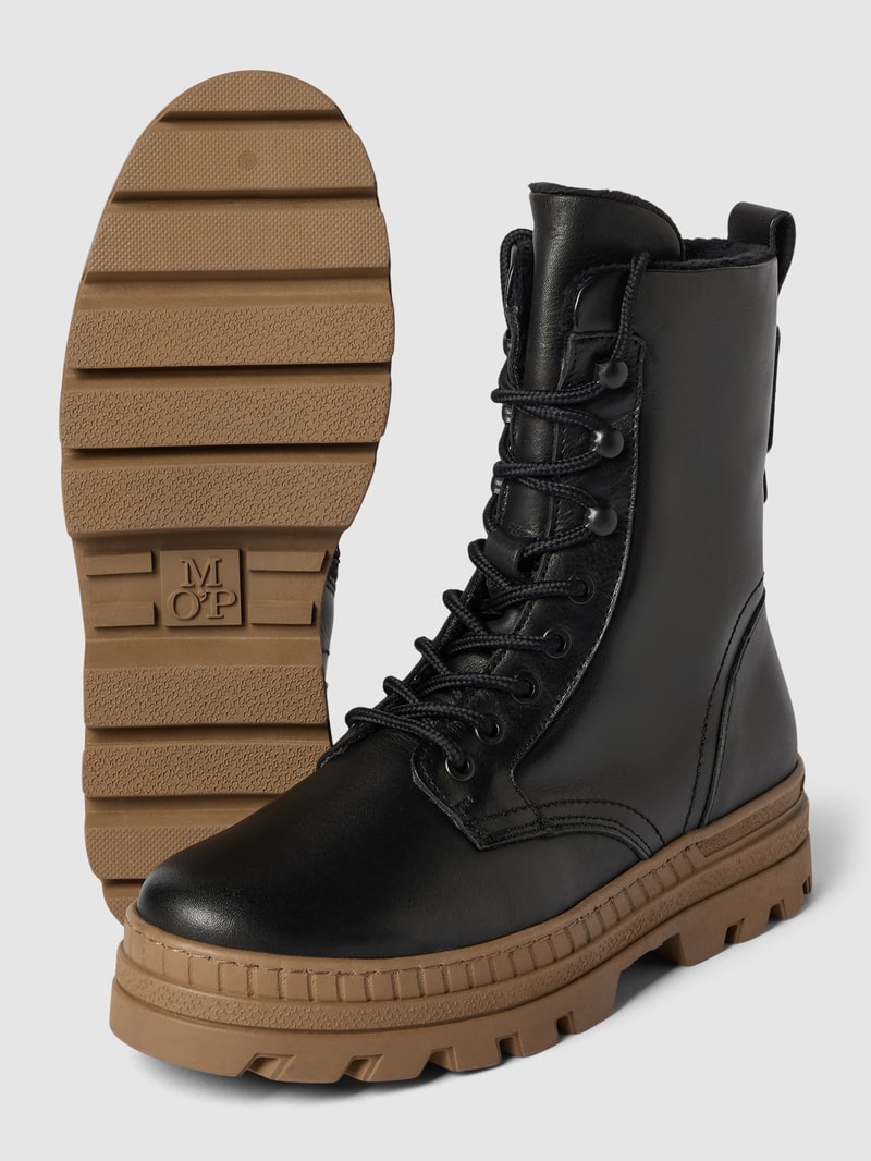 Stiefel mit Schnürverschluss Modell 'Jessy' in schwarz