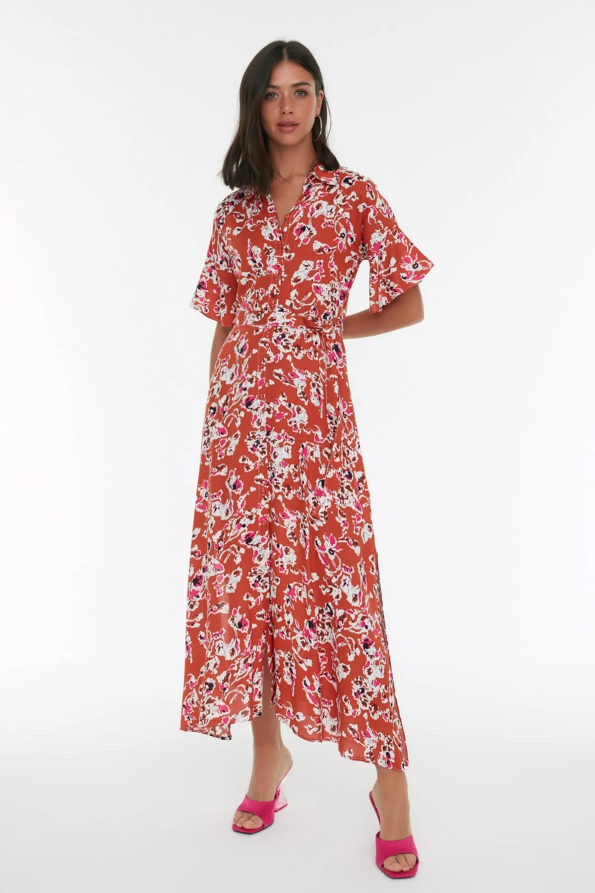 Trendyol Collection  Gefliestes, gewebtes Hemdkleid mit Gürtel TWOSS19EL0094