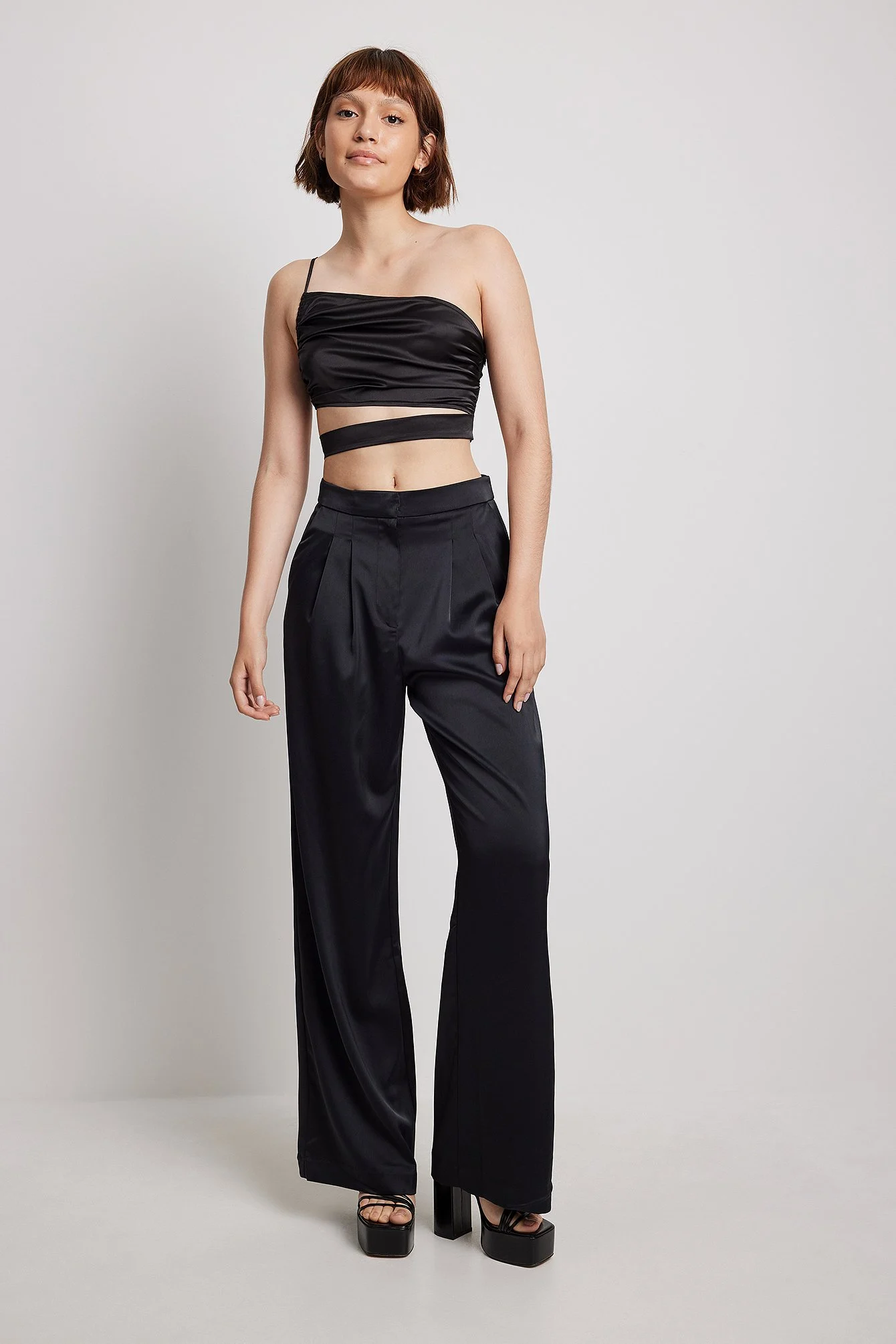 Asymmetrisches Singlet mit einem Schulterträger