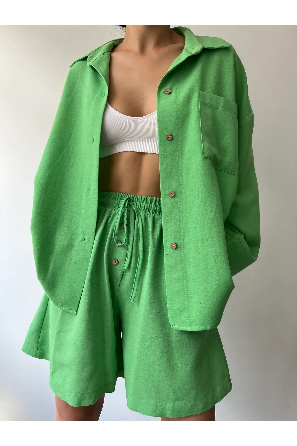 MAİ COLLECTİON  Budva Pistaziengrünes Leinen-Shorts-Set für Damen