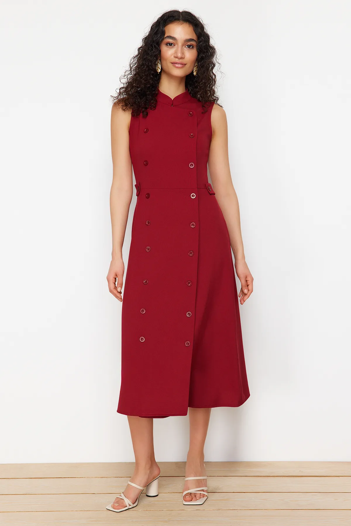 Trendyol Collection  Burgunderrotes gewebtes Kleid mit Knöpfen TWOAW24EL00422