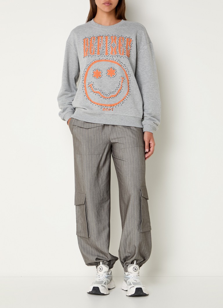 Maglione Jayne del marchio Refined Department, decorato con strass e il logo