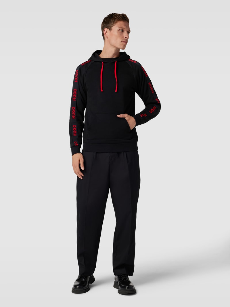 Hoodie mit Logo-Streifen in schwarz