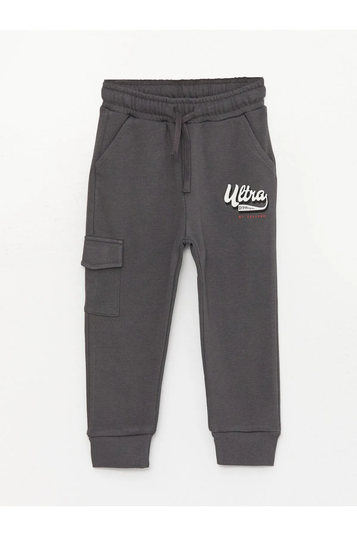 LC Waikiki  2-teiliges Set aus bedrucktem Sweatshirt und Hose für Babys mit Rundhalsausschnitt und langen Ärmeln
