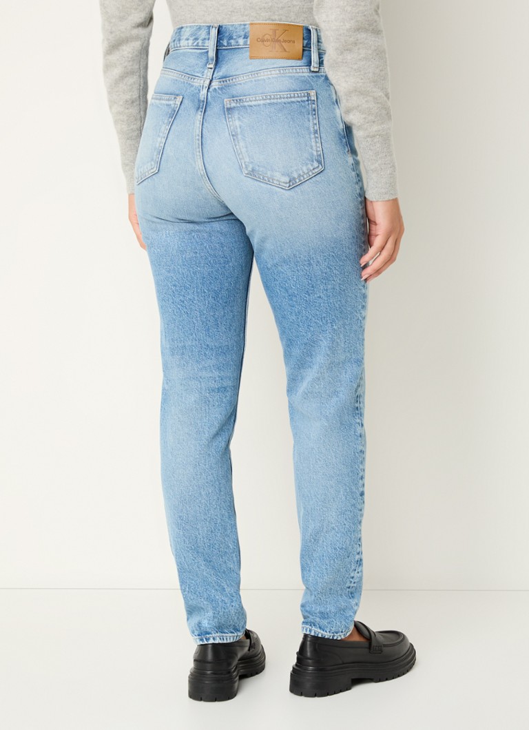 Jeans mom fit a vita alta Calvin Klein, lavaggio chiaro