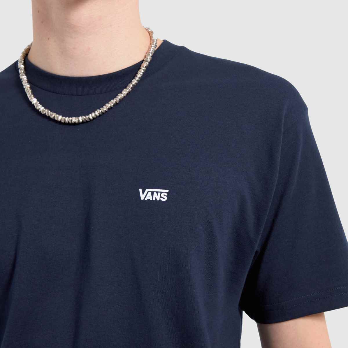Vans – Marinblå t-shirt med logotyp på vänster bröst