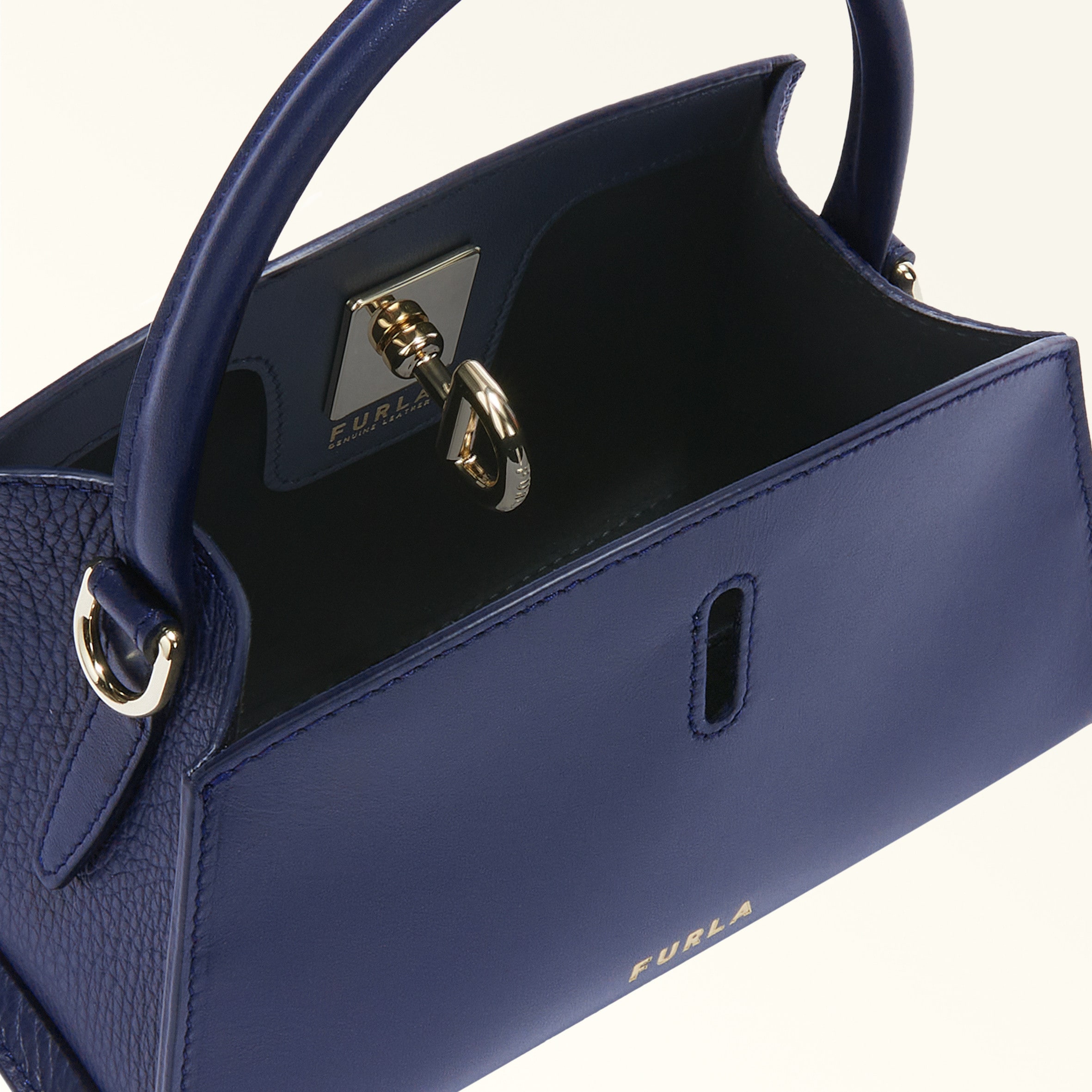 Furla Genesis