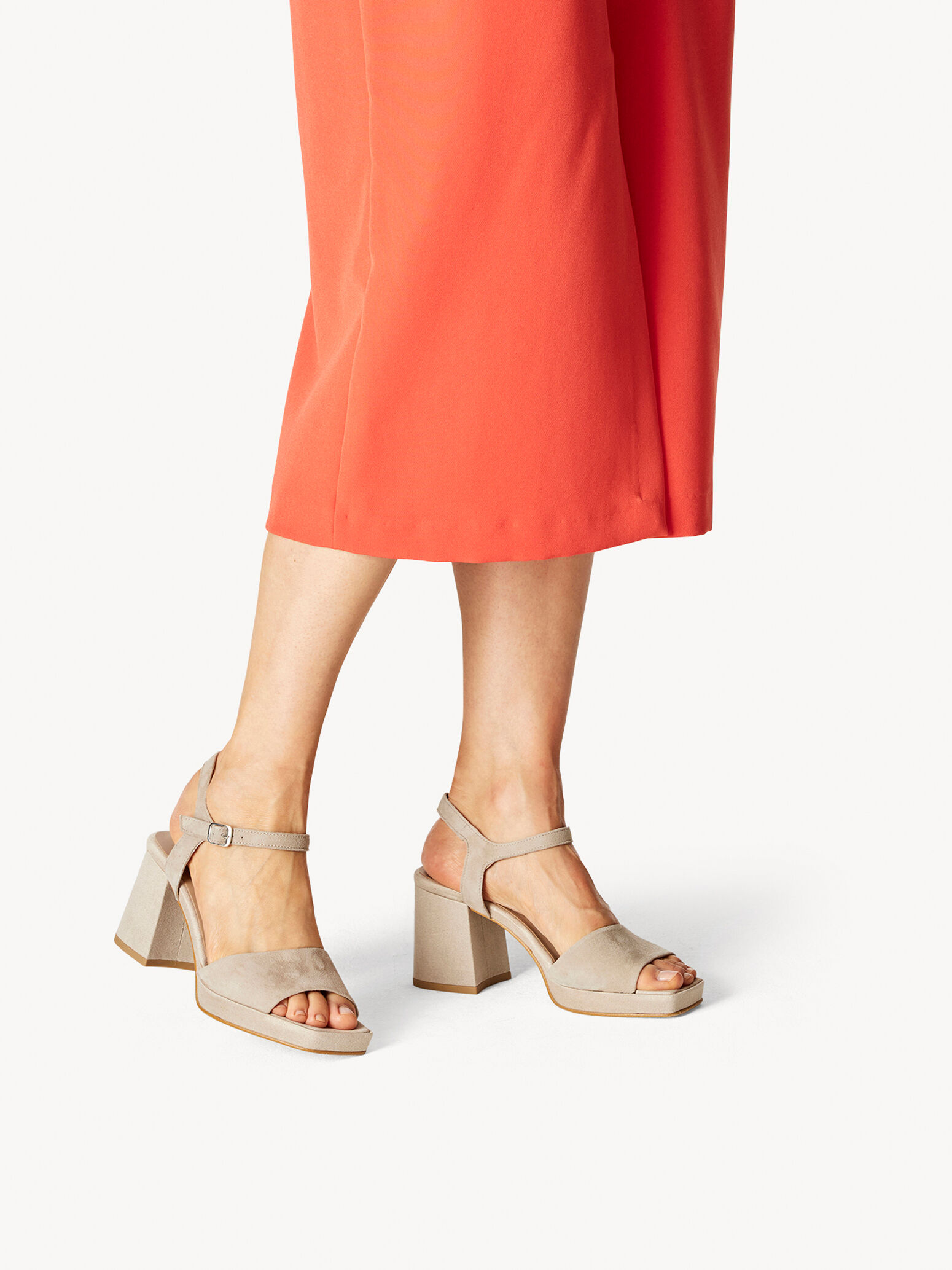 Sandale à talon en cuir - beige
