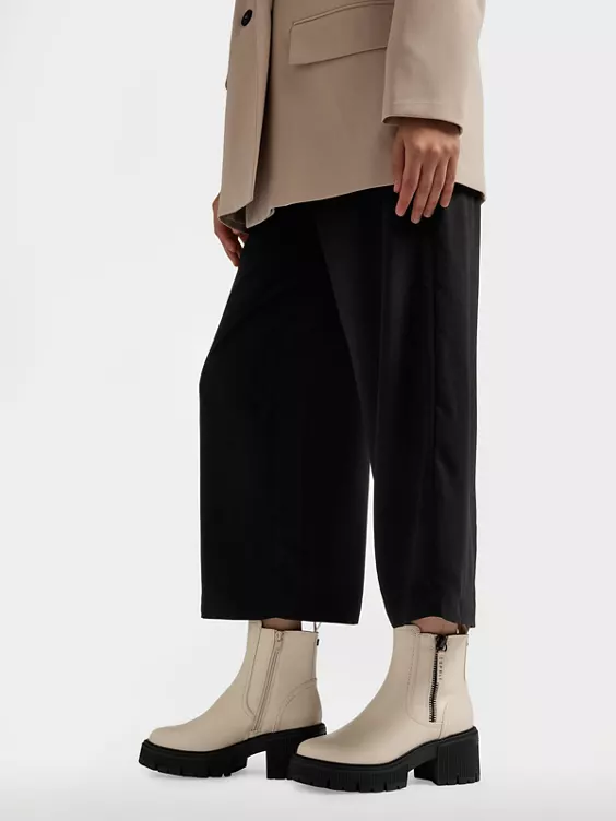 ESPRIT Stiefelette