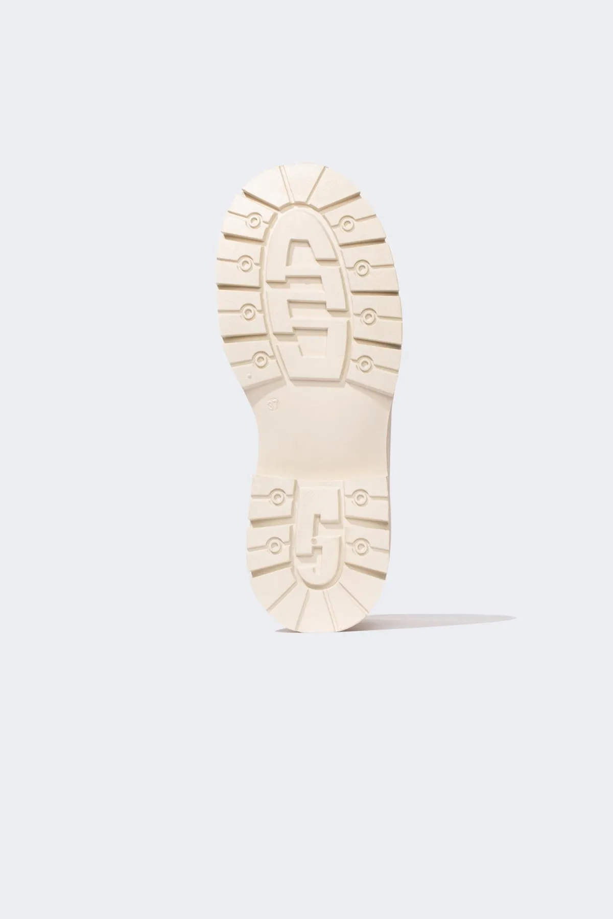 DeFacto  Damenstiefel aus Kunstleder mit flacher Sohle