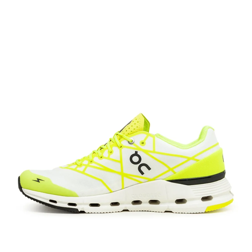 ON Cloudnova Z5 26.99094 / weiss