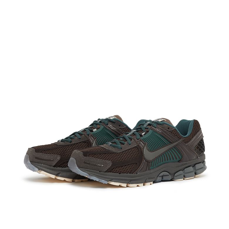 NIKE Wmns Zoom Vomero 5 