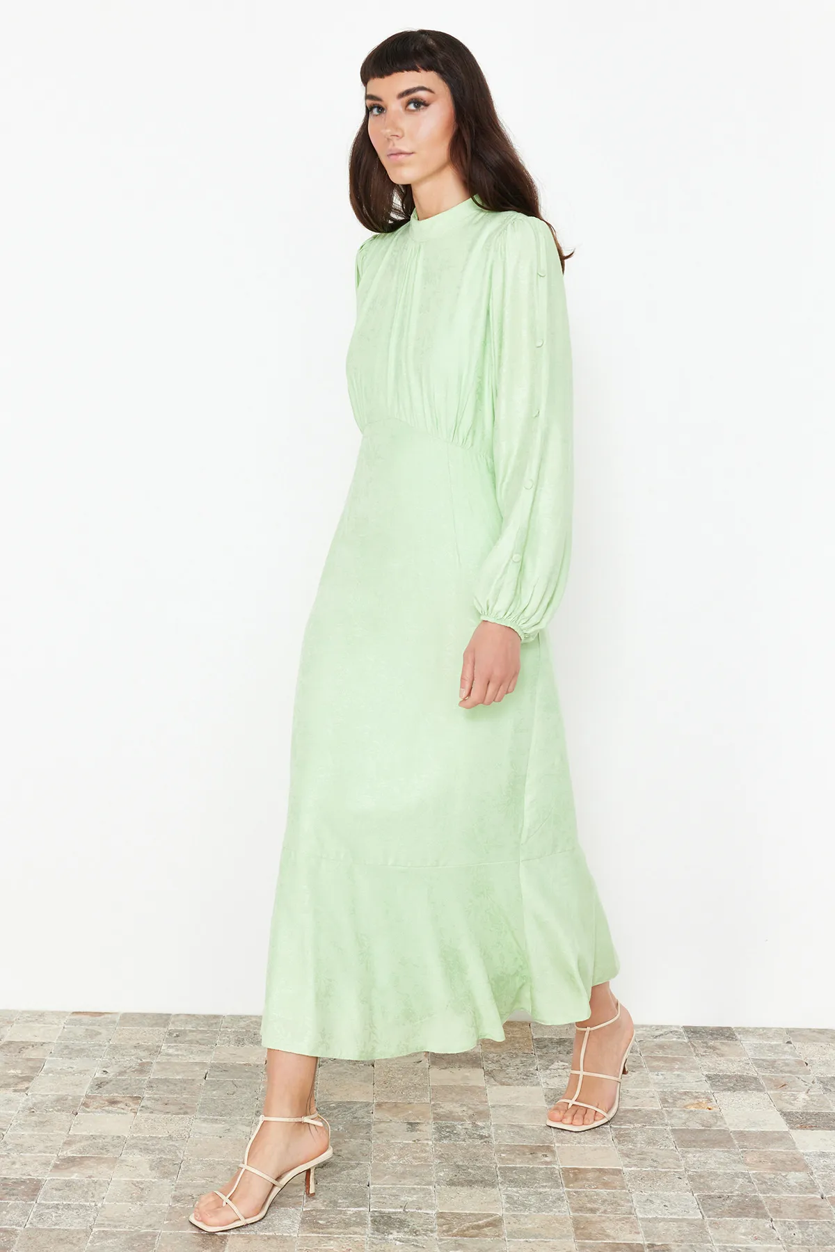 Trendyol Modest  Mintgrünes, gewebtes Jacquardkleid mit Blumenmuster TCTSS24EB00064